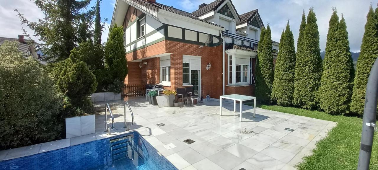 Chalet Con Piscina, Sauna Y Jacuzzi Cerca Del Mar A Media Hora De Bilbao Y Santander El Puente (Cantabria) Exterior photo